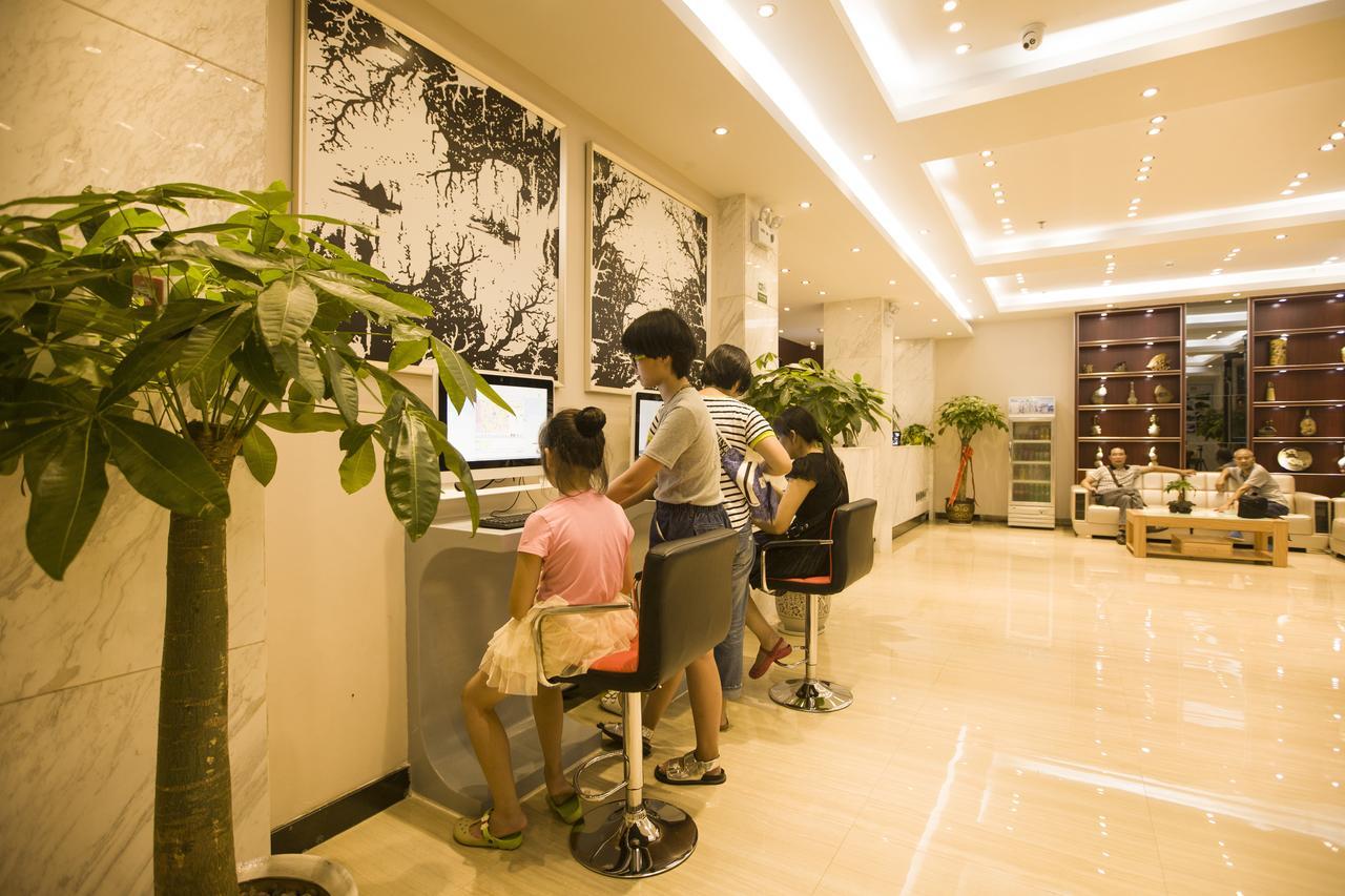 Jtour Inn Guilin Railway Station Kültér fotó